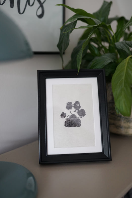 Paw print